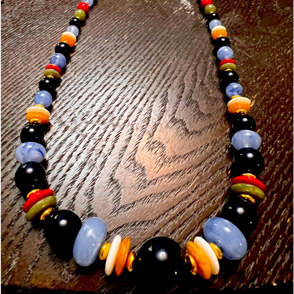 Vintage Liz Claiborne necklace